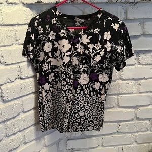 Women’s large scrub top
